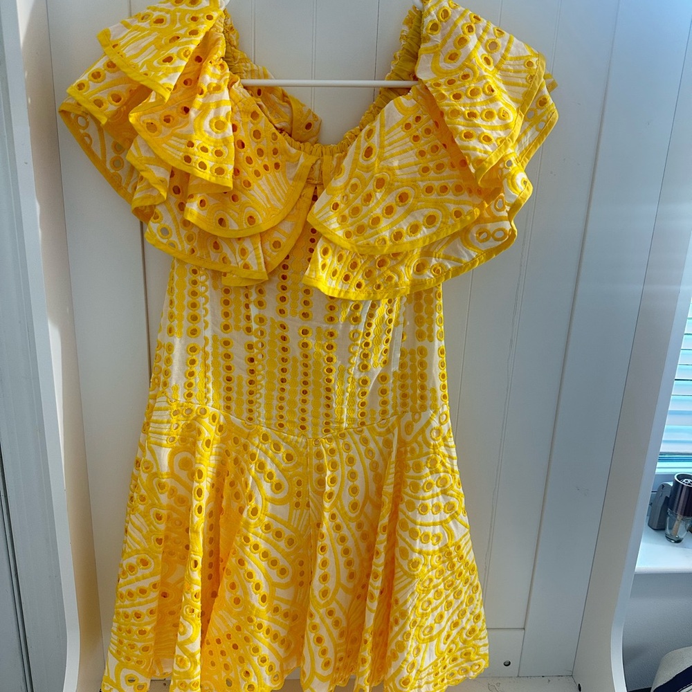 Commense Sunny Yellow strapless Dress in Great condition stretchy! - Picture 2 of 3